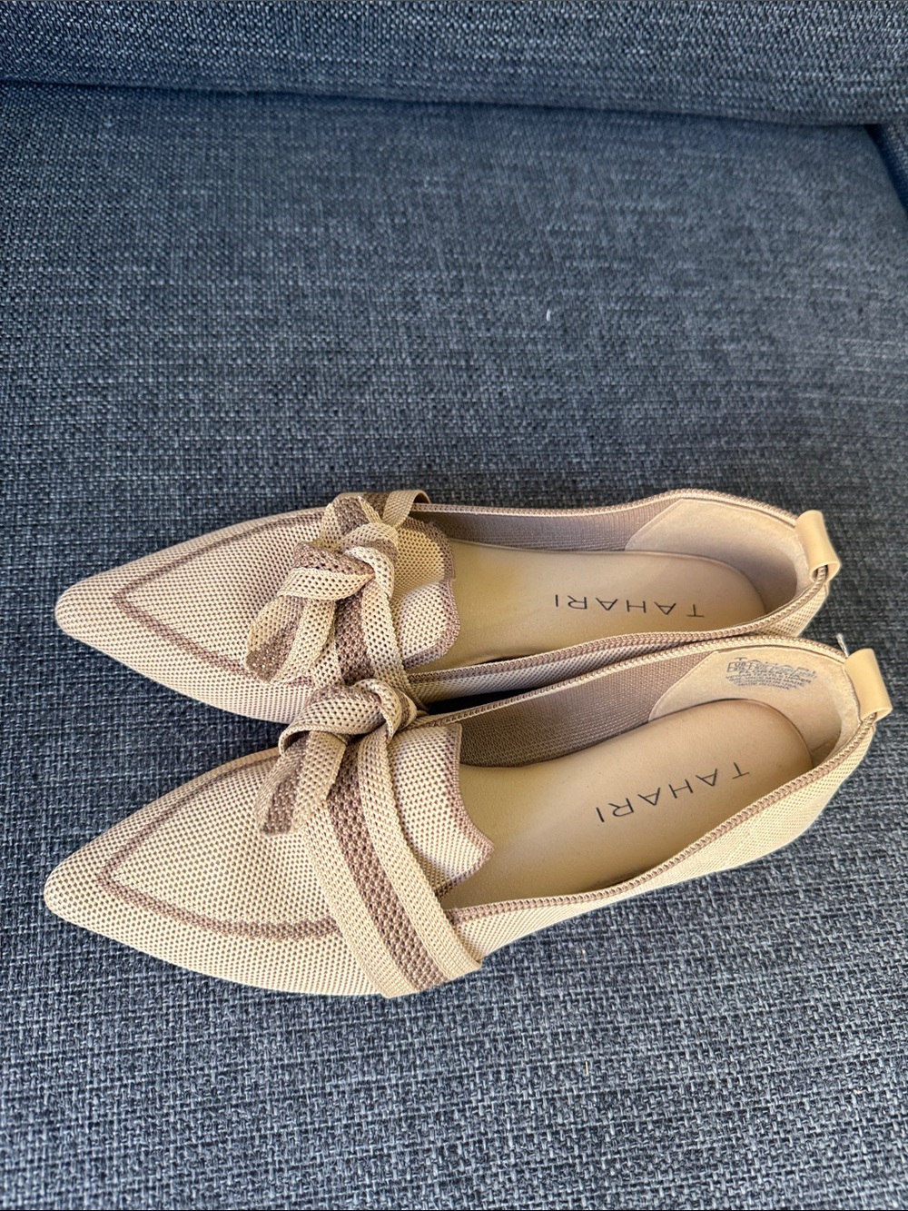 Tahara Size 8.5M Women's Pointed Knit  Knot Flats — Beige with Knotted Detail